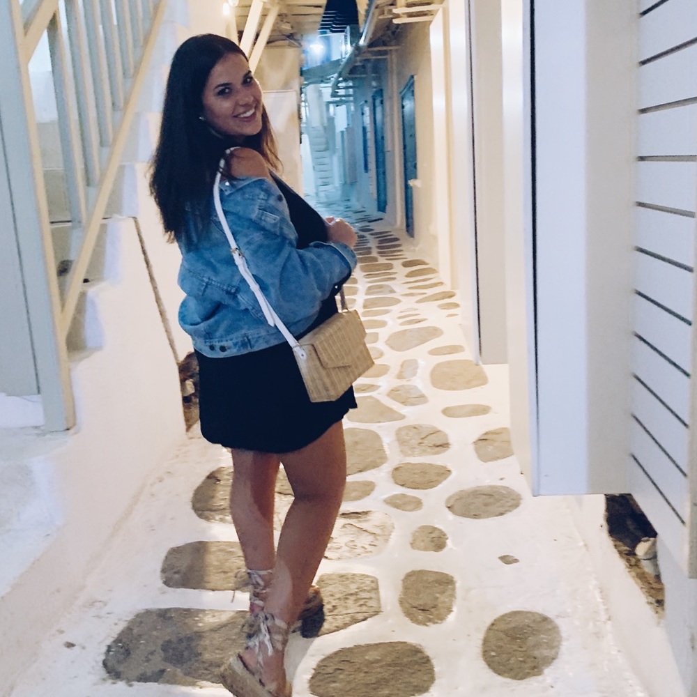 Meet your Posher, Shelby